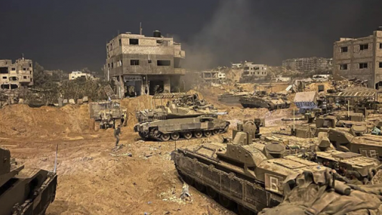 الجيش الإسرائيلي يعلن استكماله تطويق مدينة خان يونس