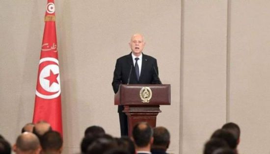 بينهم وزيرتان للاقتصاد والصناعة.. رئيس تونس يعين 3 وزراء جدد