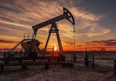 أسعار النفط تحقق مكاسب خلال تعاملات الخميس