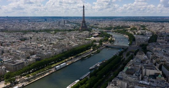 عجز ميزانية فرنسا يصل إلى 189 مليار دولار