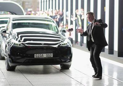 ماسك يحذر من تهديد شركات السيارات الكهربائية الصينية للمنافسة