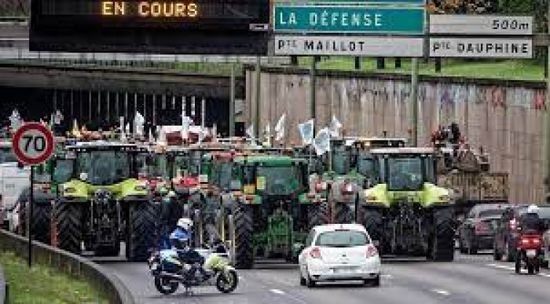 قتيلان في اصطدام طائرة صغيرة بسيارة في شرق بلجيكا