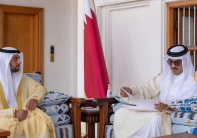 رئيس الإمارات يبعث رسالة خطية إلى أمير قطر