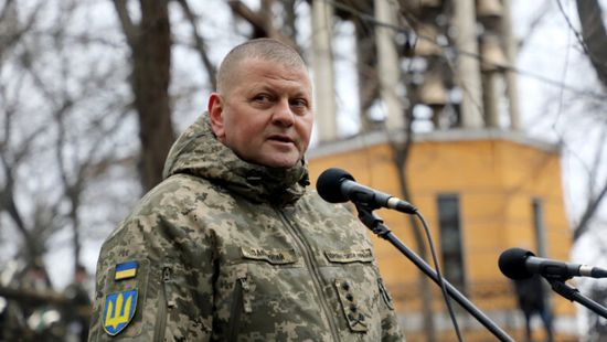 الرئاسة الأوكرانية تكشف حقيقة إقالة زالوجني