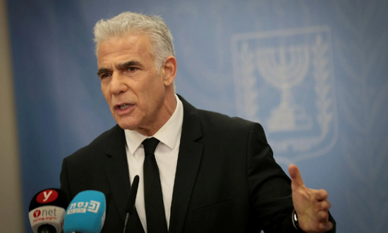 زعيم المعارضة الإسرائيلية: أدعم أي صفقة مع حماس