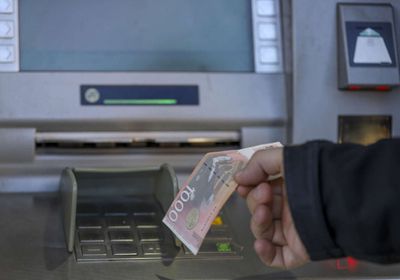 كوسوفو تؤجل الحظر على الدينار الصربي