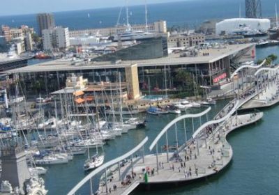 تأخر وصول السفن إلى ميناء برشلونة