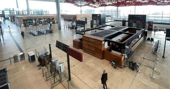 موظفو الأمن في مطارات ألمانية يضربون للمطالبة بزيادة الأجور