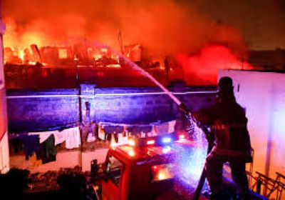 ثلاثة قتلى و280 مصابا جراء حريق في نيروبي