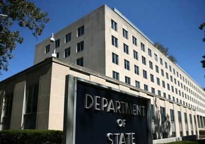 الخارجية الأمريكية تناقض البيت الأبيض بشأن الضربات بالعراق