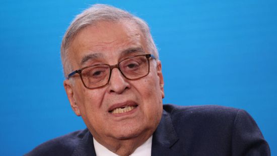 الخارجية اللبنانية تقرر استدعاء السفير البريطاني على خلفية زيارة كاميرون