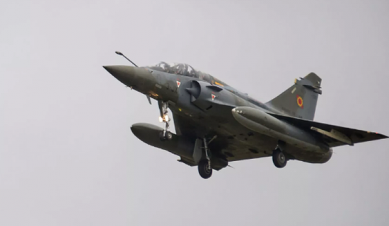 فرنسا تدرس إرسال مقاتلات "ميراج 2000 دي" إلى أوكرانيا