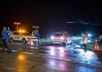 الشرطة السويسرية تقتل رجلا احتجز رهائن داخل قطار