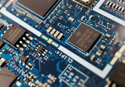 توقعات بارتفاع مبيعات أشباه الموصلات العالمية 13% في 2024