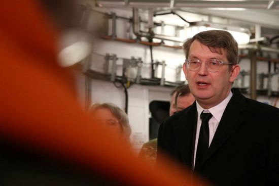 وزير الدفاع الدنمركي يحذر من هجوم روسي