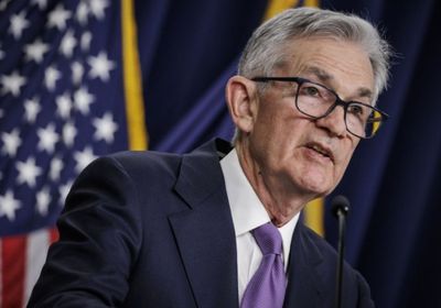 رئيس الفيدرالي في شيكاغو لا يستبعد خفض الفائدة في مارس