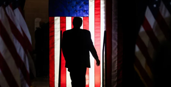 لمدة 5 ساعات.. ترامب يمثل أمام محكمة فدرالية بقضية الوثائق