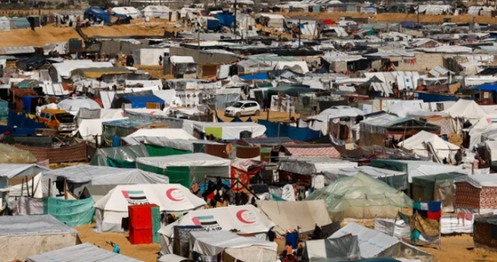 صحيفة: إسرائيل اقترحت على مصر إنشاء مدينة خيام بغزة