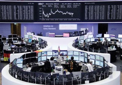 أداء متباين للأسهم الأمريكية