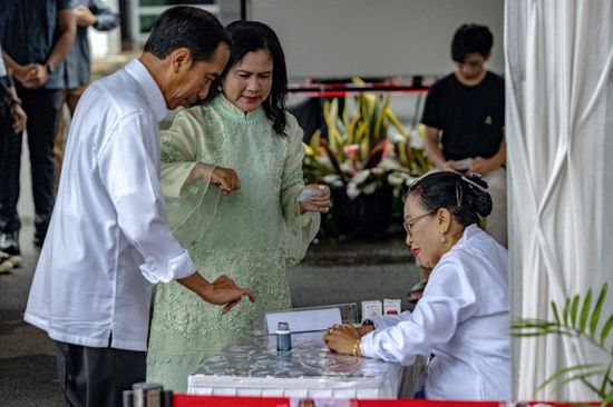 بدء التصويت في الانتخابات الرئاسية والتشريعية والمحلية بإندونيسيا