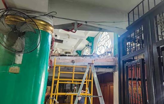 مصرع وإصابة 54 شخصًا إثر انهيار شرفة كنيسة في الفلبين