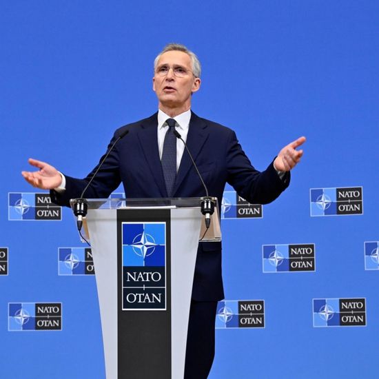 الناتو يستعرض زيادة الانفاق الدفاعي ردا على ترامب