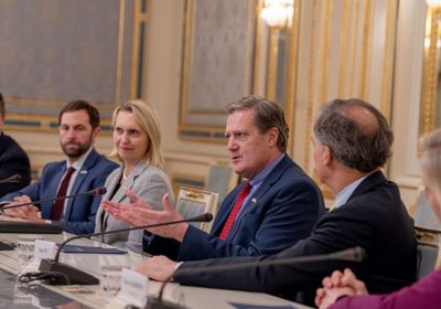 رئيس المخابرات بالكونجرس يحذر من تهديد خطير