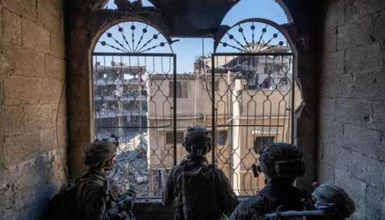 لإيصال المساعدات لغزة.. ماكرون يدعو نتنياهو لفتح طريق مباشر من الأردن