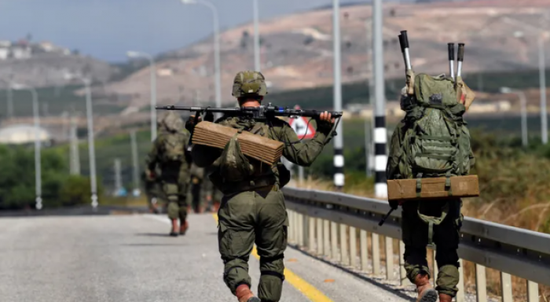 الجيش الإسرائيلي: مقتل جندية إثر سقوط صاروخ أطلق من لبنان