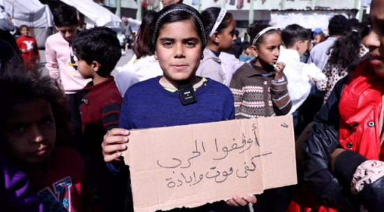 ماكرون: التهجير القسري لسكان غزة سيكون خطأ فادحا