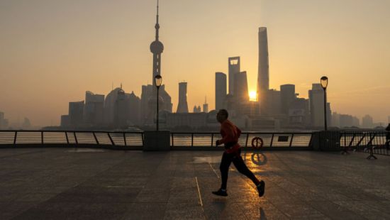 رئيس ستاندرد تشارترد: انعدام الثقة يهدد الاقتصاد الصيني