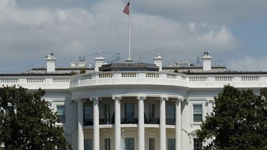 بعد انسحاب كييف من أفدييفكا.. البيت الأبيض يوجه الاتهامات للكونجرس بالتقاعس