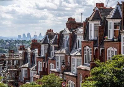 سوق الإسكان البريطاني يشهد ارتفاعاً في أسعار المنازل