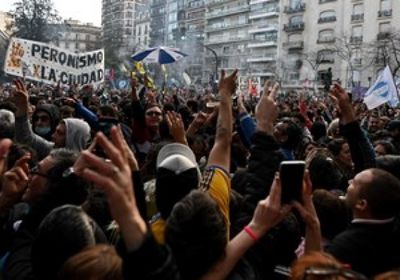إضرابات واسعة احتجاجا على التقشف في الأرجنتين