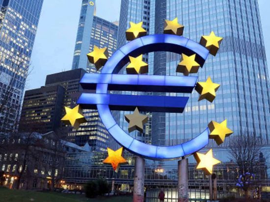 فائض الحساب الجاري لمنطقة اليورو يتجاوز التوقعات في ديسمبر