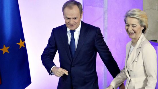 بروكسل ستفرج عن أموال لبولندا