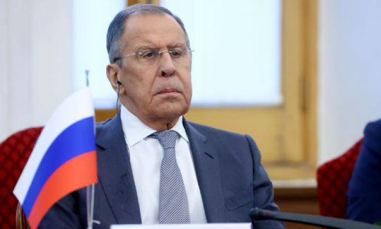 وزير الخارجية الروسي والرئيس البرازيلي يناقشان التطورات في كييف وغزة