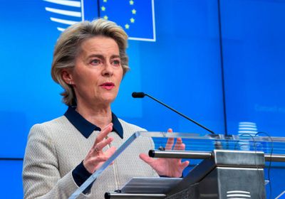 المفوضية الأوروبية: نقف بحزم مع أوكرانيا معنويا وعسكريا حتى النهاية