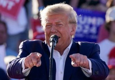 ترامب يتوعد بسحق نيكي هايلي