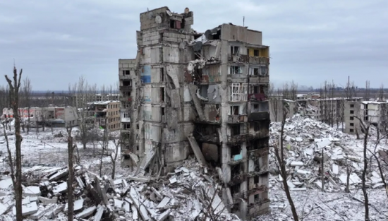 رئيس دونيتسك: تطهير مدينة أفدييفكا بالكامل