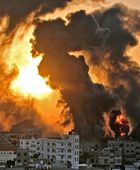استشهاد 25 فلسطينيًا في قصف إسرائيلي بدير البلح