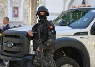 بينهم امرأة.. السلطات التونسية تعتقل 11 تكفيرياً