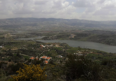 المدفعية الإسرائيلية تقصف بلدات لبنانية على الحدود بين البلدين