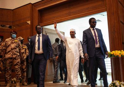    رئيس تشاد المؤقت يعتزم الترشح للانتخابات الرئاسية