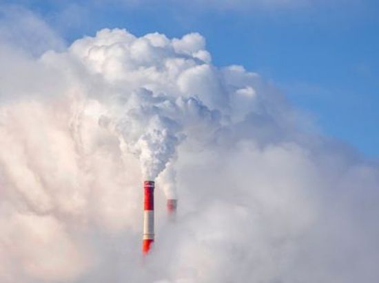 وكالة الطاقة: انبعاثات الكربون تصل لمستوى قياسي في 2023