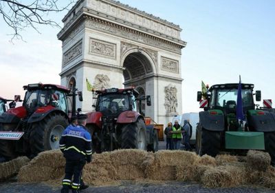 المزارعون الغاضبون ينوون مواصلة تحركهم في فرنسا