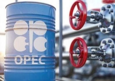 تمديد أوبك+ لتخفيضات الإنتاج يرفع أسعار النفط