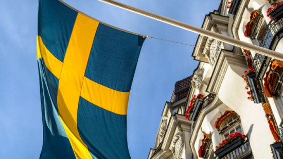 الرئيس المجري يصادق على انضمام السويد للناتو