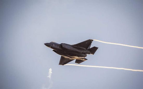 تحليق طيران أمريكي وبريطاني فوق محافظة تعز