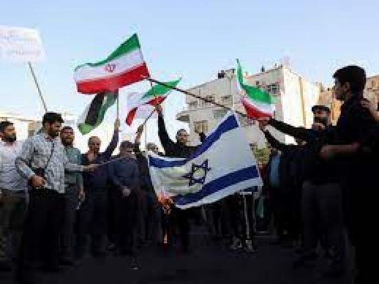 اعتقال إيراني وبيروفي بتهمة الاعتداء على إسرائيلي